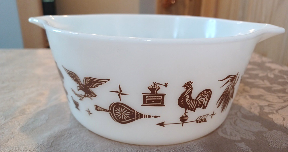 VTG Brown Cinderella Pyrex 1 1/2 Qt Casserole Bowl Corn Weathervane USA No Lid